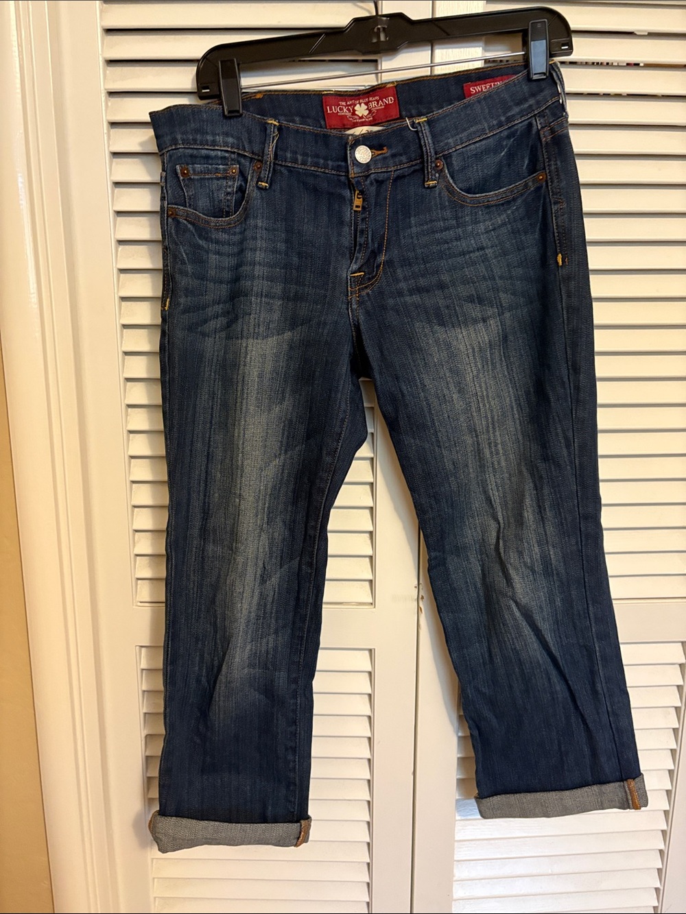 Vintage Lucky Brand Women's Dark Blue capris size 6 /28